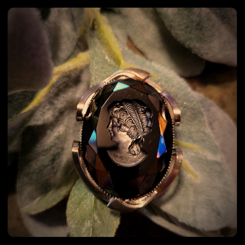Vintage Jet Intaglio Grecian bust brooche